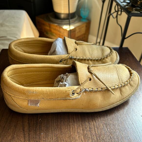 Men’s Laurentian Chief Moccasins Made in Canada Natural Moose Leather size 10 - Picture 1 of 10